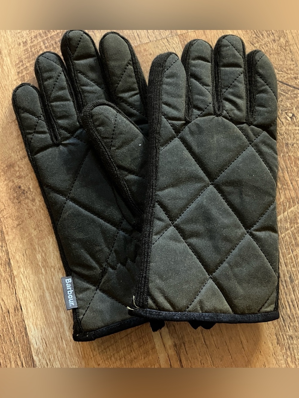 Barbour Winterdale Quilted Waxed Cotton Gloves - Olive / Brown Size Medium